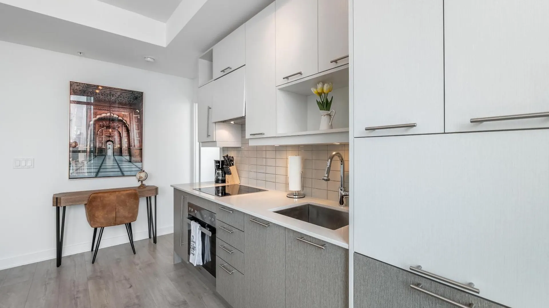 Designer One Bedroom Suite - Entertainment District Toronto 0*,